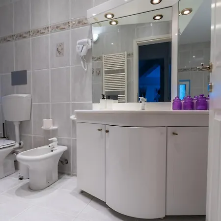 Grand By F & G * Kastoria