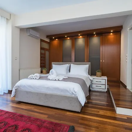Apartment Grand By F & G