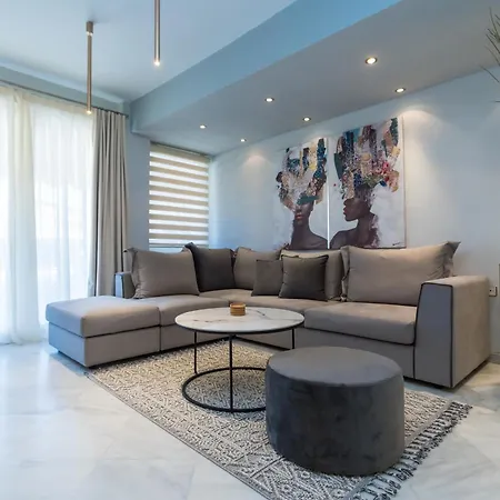 Grand By F & G Apartment *
