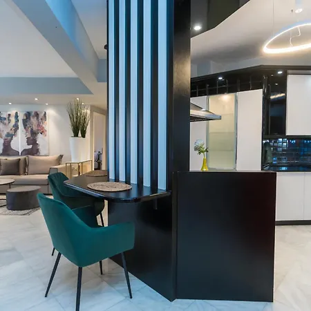 Grand By F & G Апартаменты *