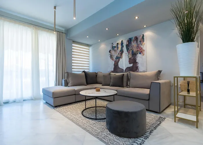Grand By F & G Apartamento *