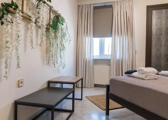 Grand By F & G Kastoria